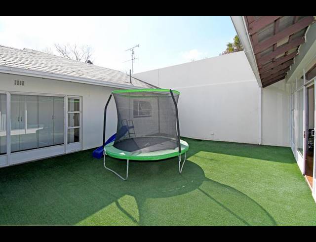 3 BEDROOM TOWNHOUSE FOR SALE IN MORNINGSIDE